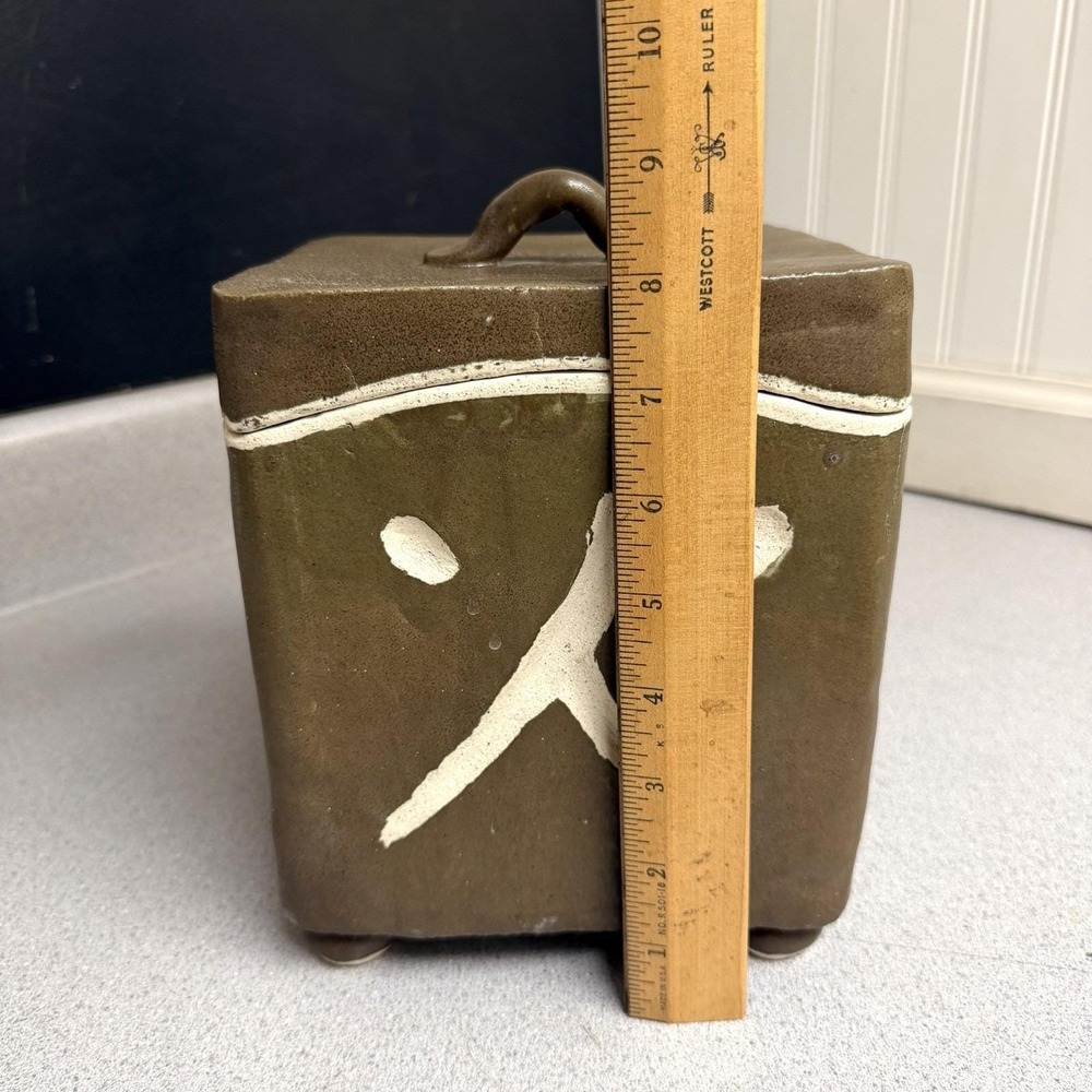 Vintage Handcrafted Japanese Olive Green Square Storage Box Lid Footed 9" Signed - Picture 11 of 12